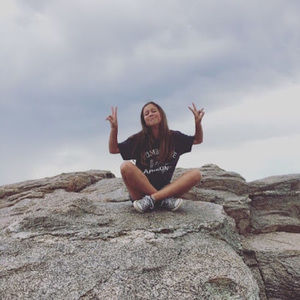 Meet your Posher, Lorraine